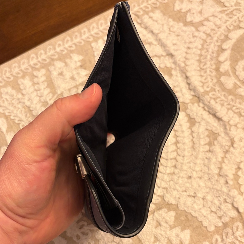 Coach Grace Medium Wallet - Picture 4 of 6